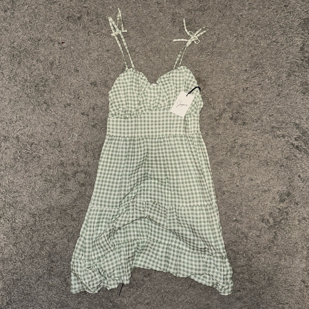 Tie sleeve sundress